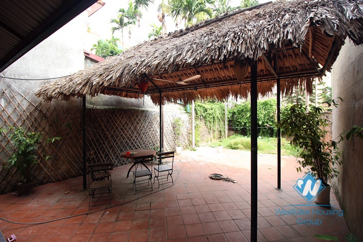 Garden house with 03 bedrooms for rent in Tay Ho area